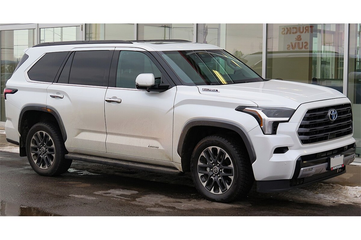 Photo of a Toyota Sequoia